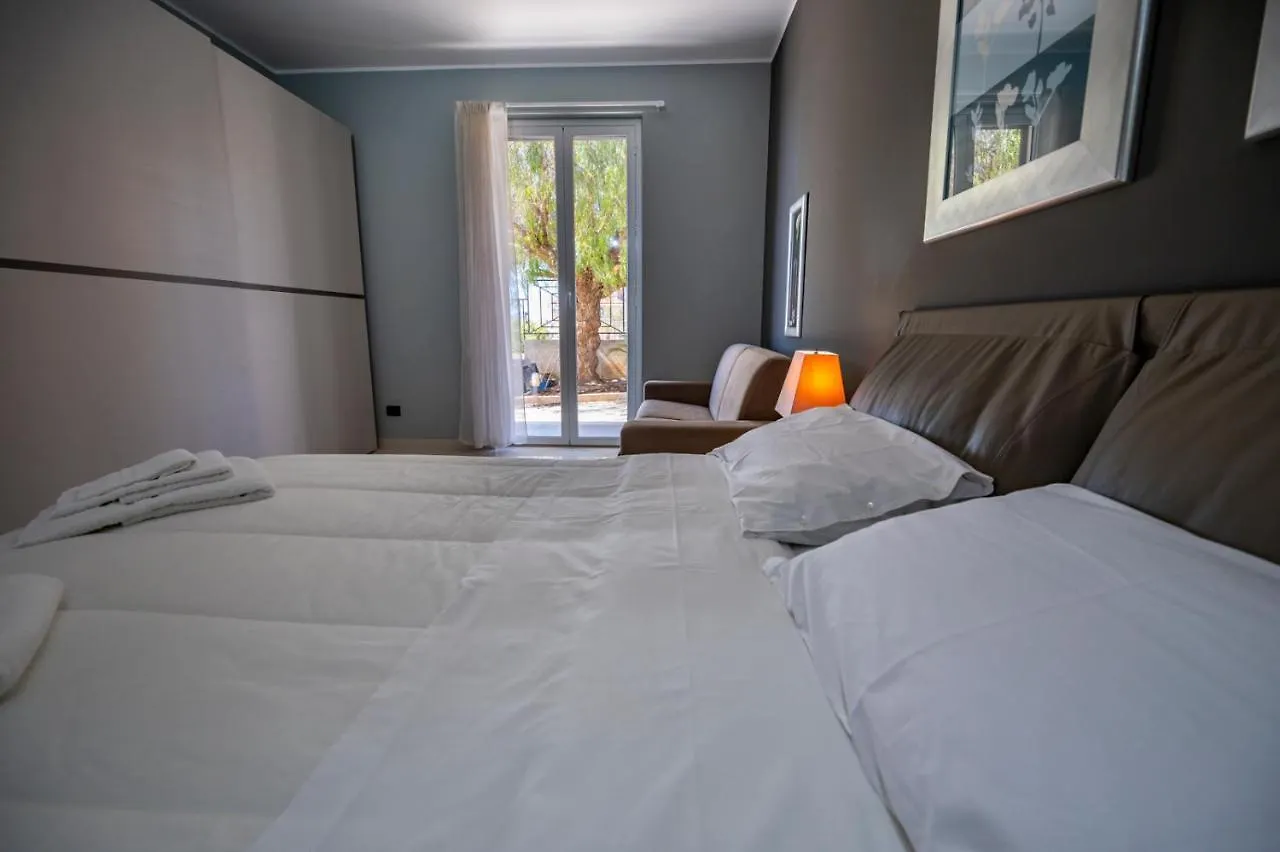 Bed & Breakfast Villa Floyd Charming Rooms B&B Pachino Italia