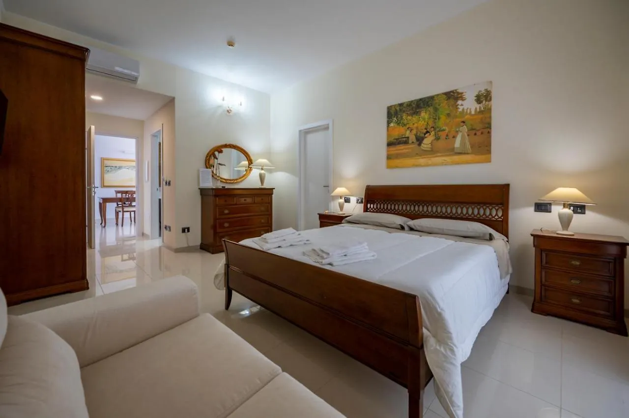 Villa Floyd Charming Rooms B&B Pachino 0*,