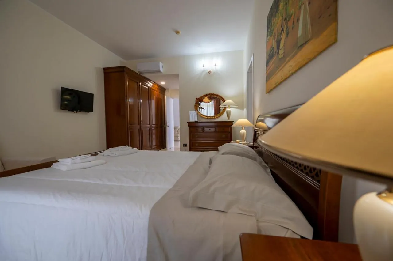 Villa Floyd Charming Rooms B&B Pachino 0*,  Italia