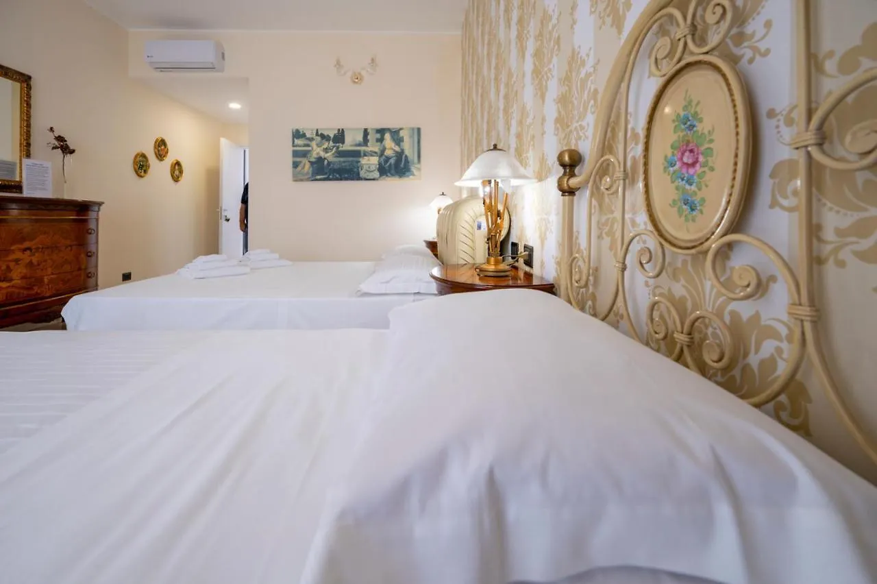 Bed & Breakfast Villa Floyd Charming Rooms B&B Pachino