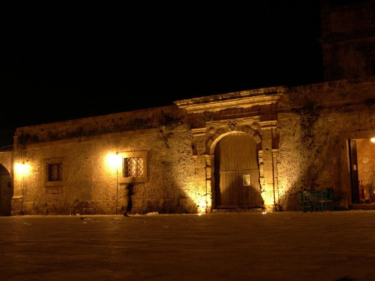 Villa Floyd Charming Rooms B&B Pachino 0*,  Italy